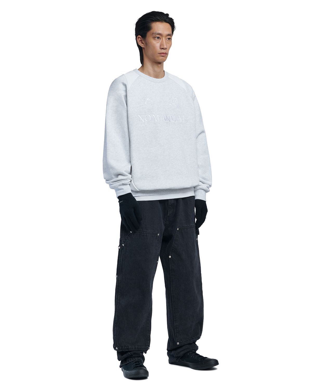 노매뉴얼(NOMANUAL) EMBLEM SWEATSHIRT - WHITE MELANGE
