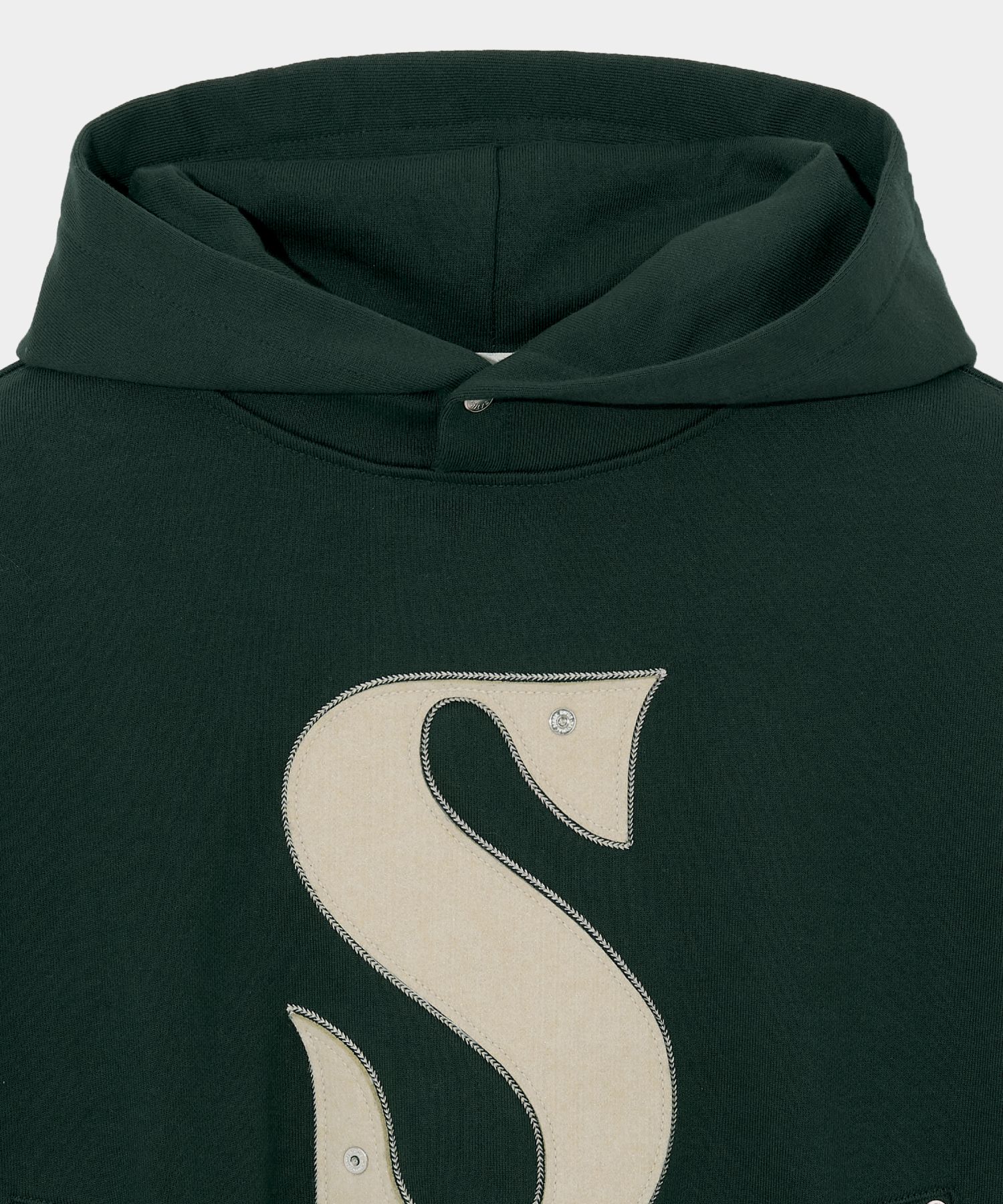 MUSINSA | SATUR Rivet Appliqué Pocket Logo Hoodie Classic Green