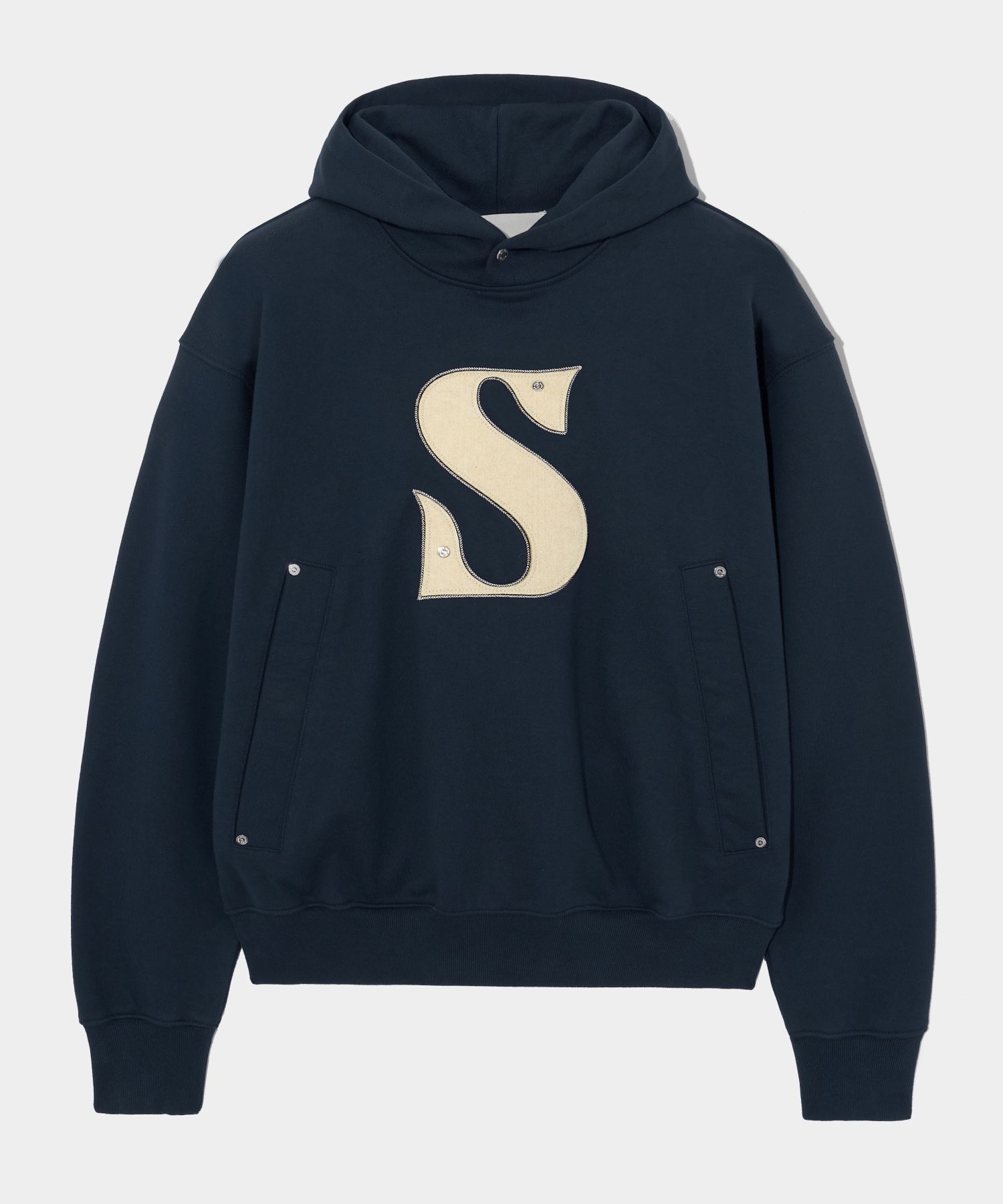 MUSINSA | SATUR Rivet Appliqué Pocket Logo Hood Classic Navy
