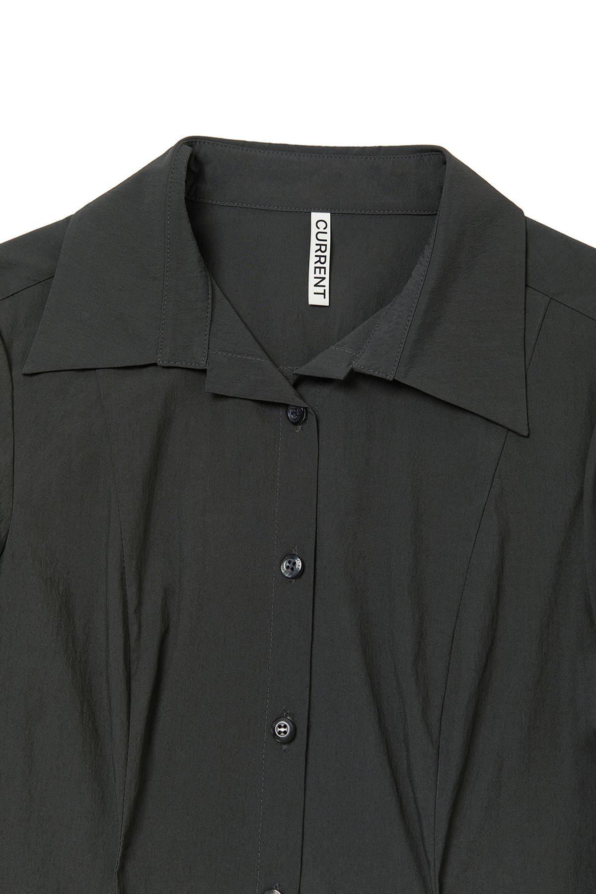 커렌트(CURRENT) PINTUCK DETAIL FITTED SHIRT [CHARCOAL]
