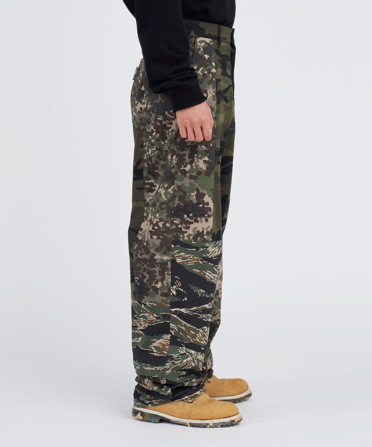 아조바이아조(AJOBYAJO) Camouflage Mixed Pants [KHAKI]
