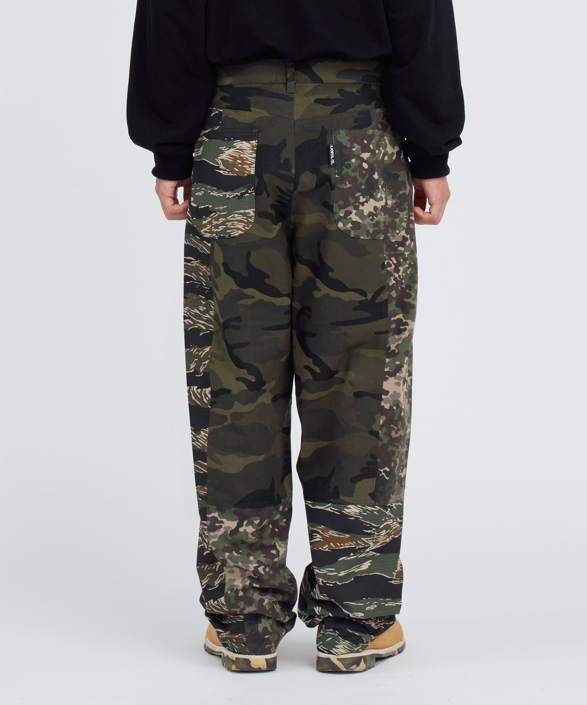 아조바이아조(AJOBYAJO) Camouflage Mixed Pants [KHAKI]