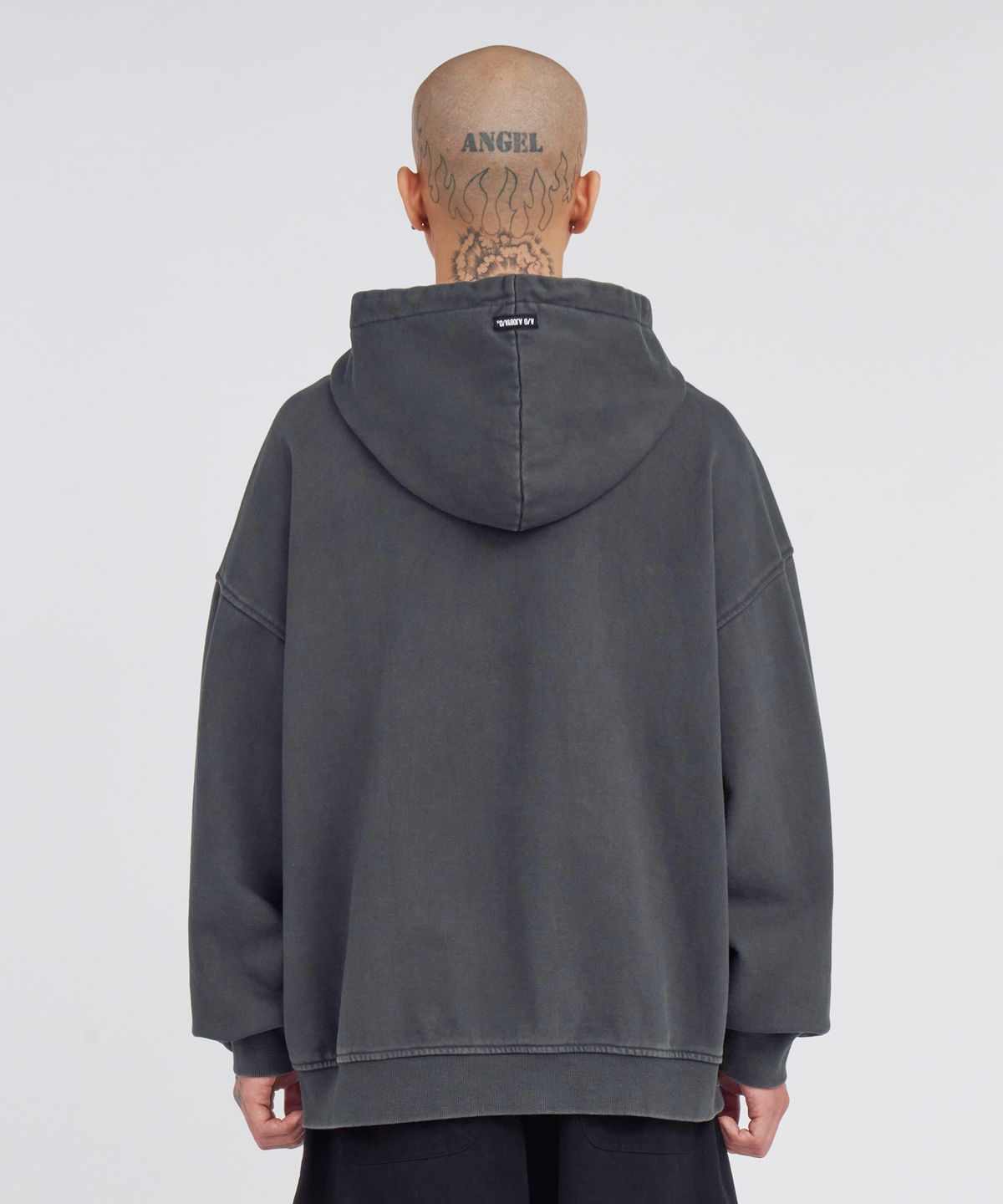 아조바이아조(AJOBYAJO) Gun Shot Washed Hoodie [CHARCOAL]