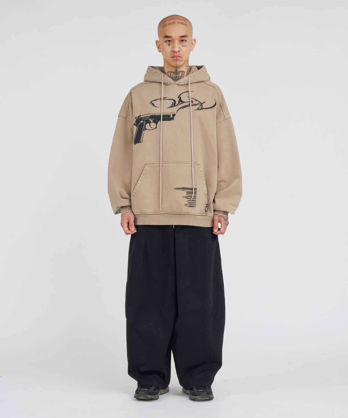 아조바이아조(AJOBYAJO) Gun Shot Washed Hoodie [BEIGE]