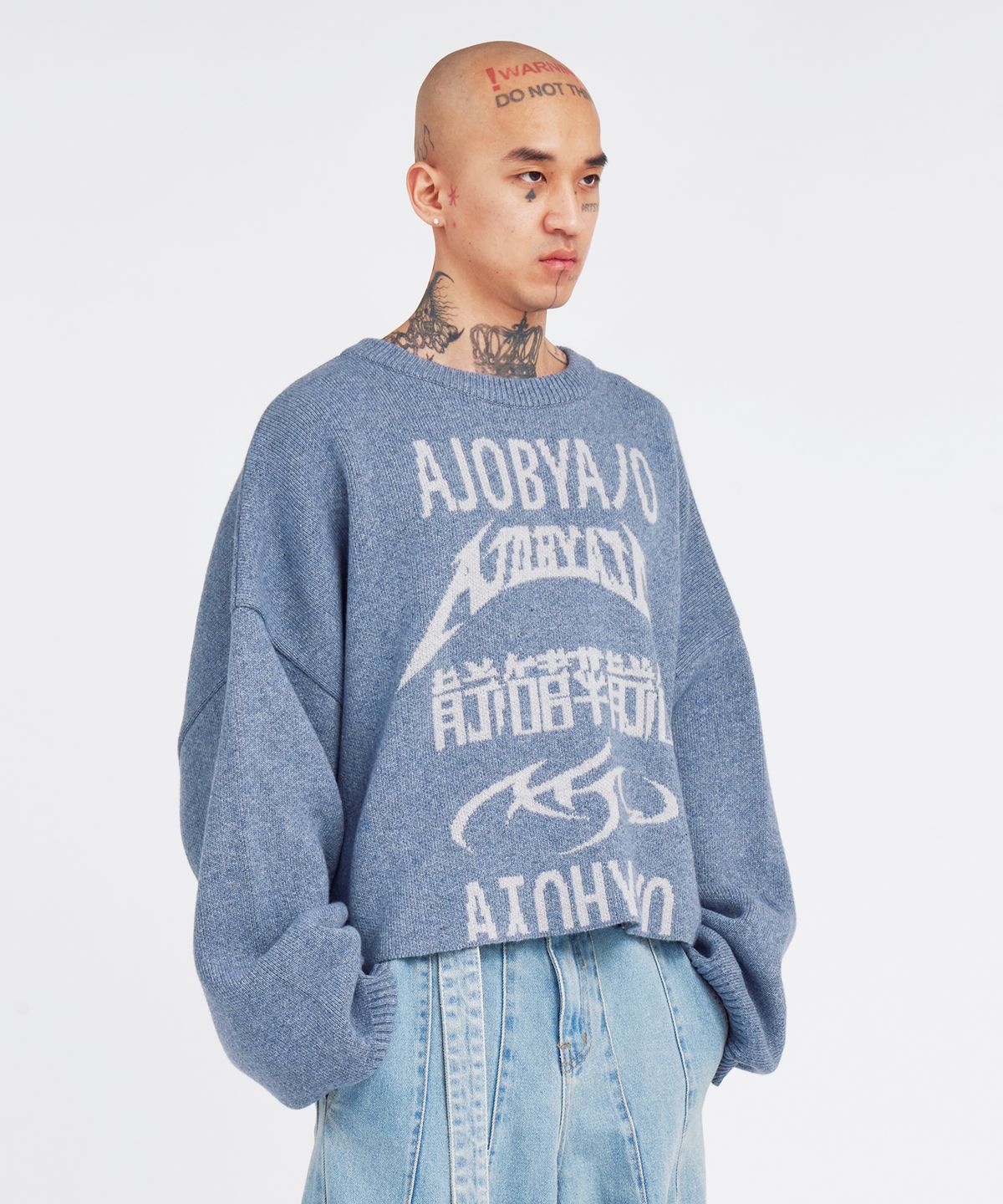 아조바이아조(AJOBYAJO) [PBA] Total Logo Cropped Sweater [SKY BLUE]