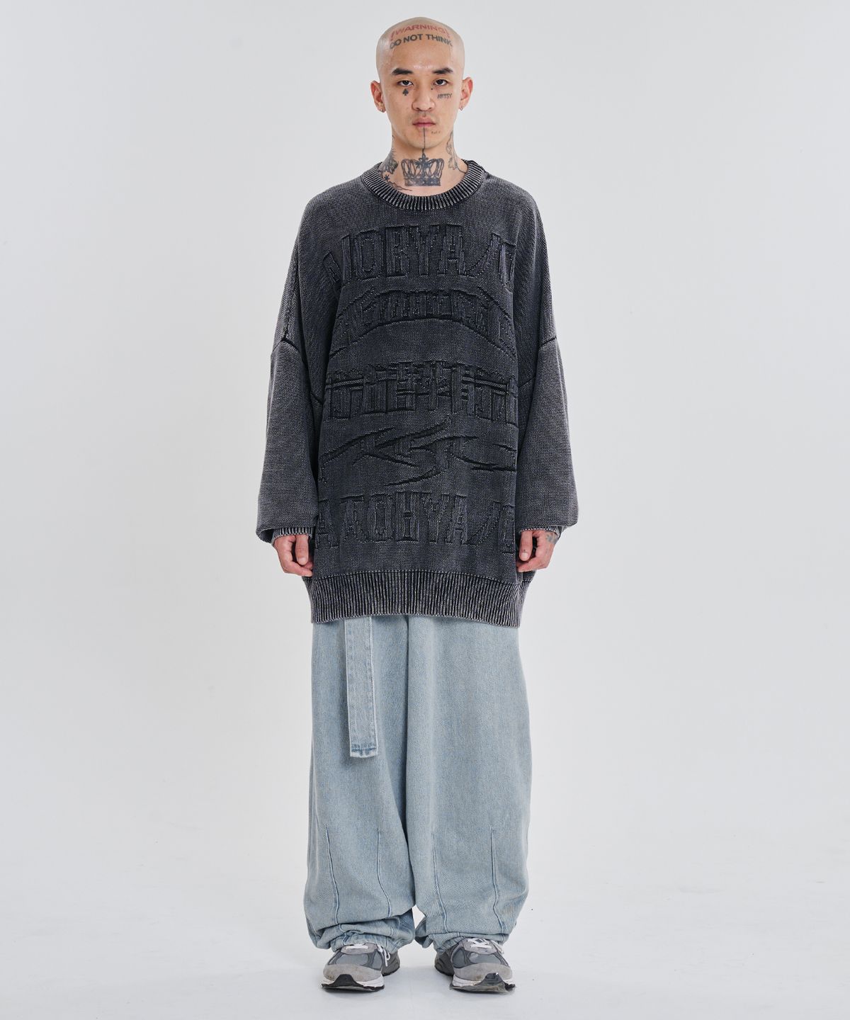 아조바이아조(AJOBYAJO) [PBA] Five AJO Logos Washed Sweater [BLACK]