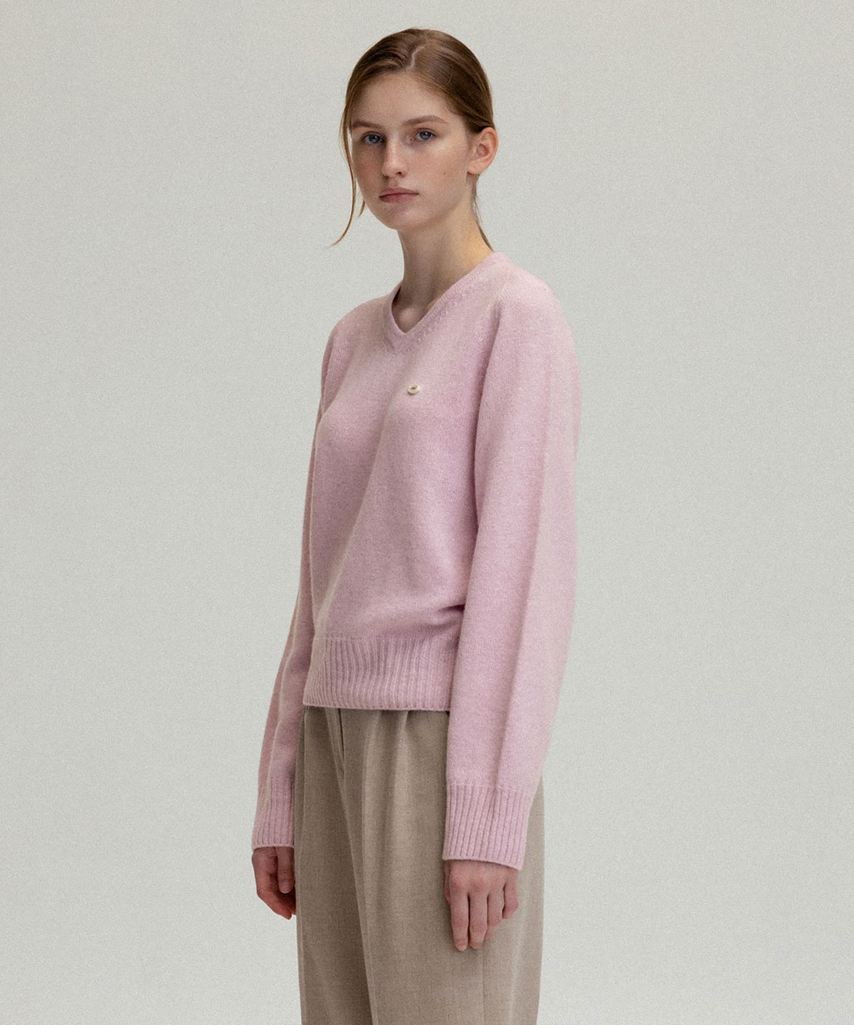앤니즈(ANDNEEDS) Powder v-neck knit (pink)