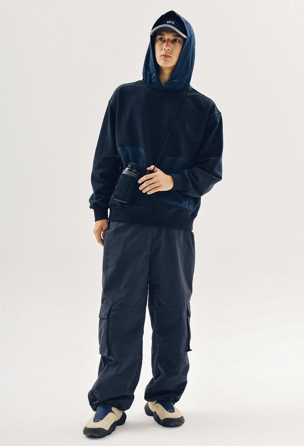 예일(YALE) [ONEMILE WEAR] 페브릭 믹스 스포티 후드 네이비