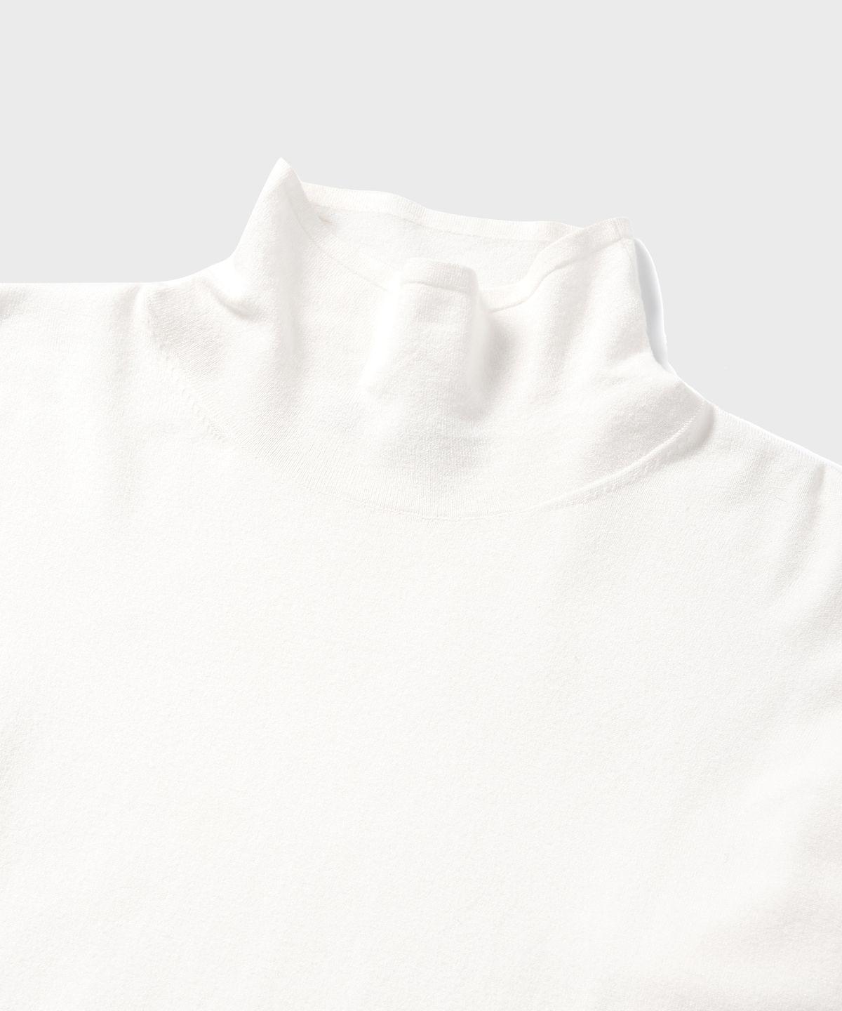 넌블랭크(NONBLANK) 터틀넥 니트_IVORY