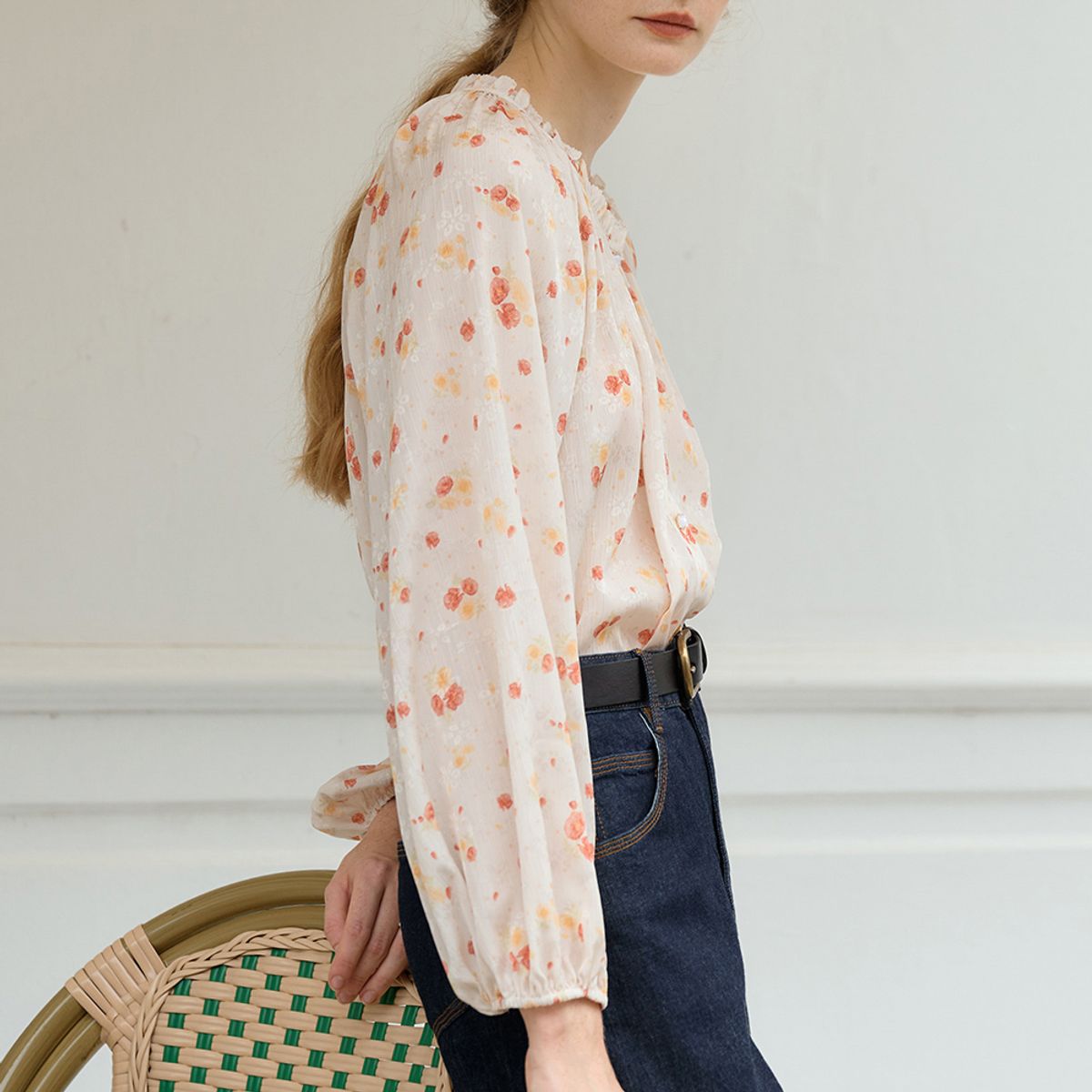 심플레트로(SIMPLE RETRO) SR_Gentle pin tuck volume blouse