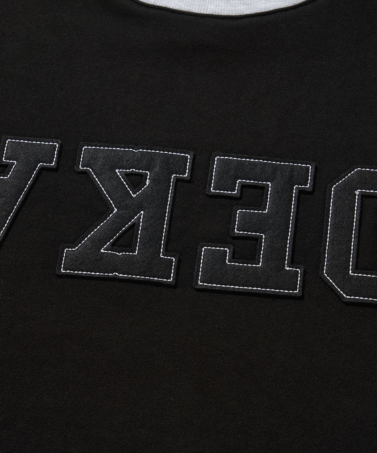 리베레(LIBERE) DEKA LONG SLEEVE TEE / BLACK