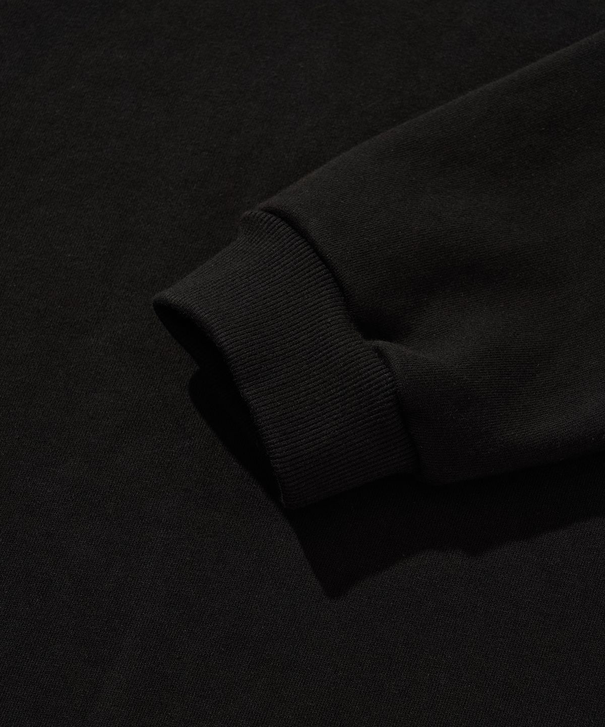 리베레(LIBERE) DEKA LONG SLEEVE TEE / BLACK