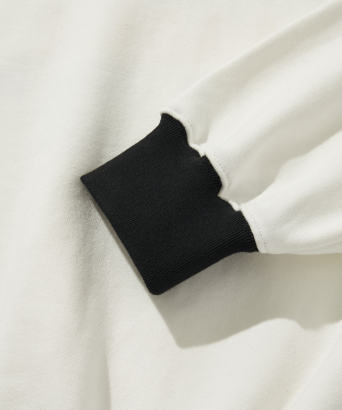 리베레(LIBERE) SOUVENIR SWEAT / IVORY
