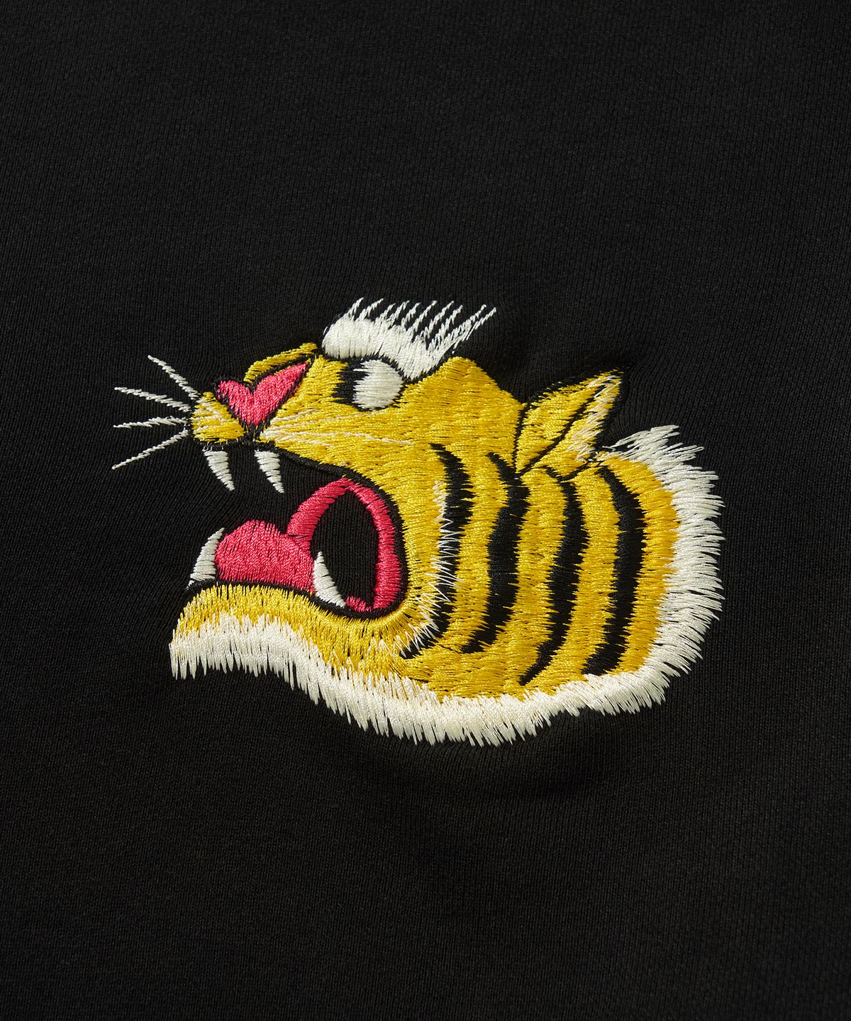 리베레(LIBERE) SOUVENIR SWEAT / BLACK