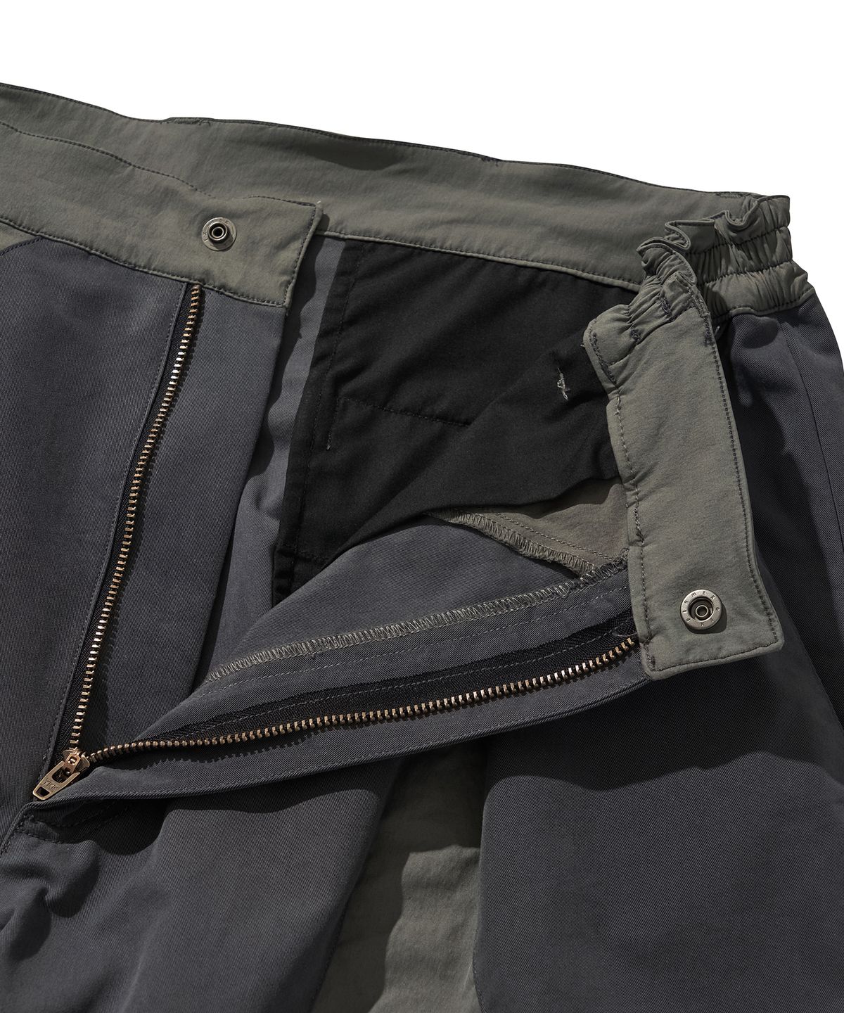 리베레(LIBERE) A2 ST PANTS / CHARCOAL