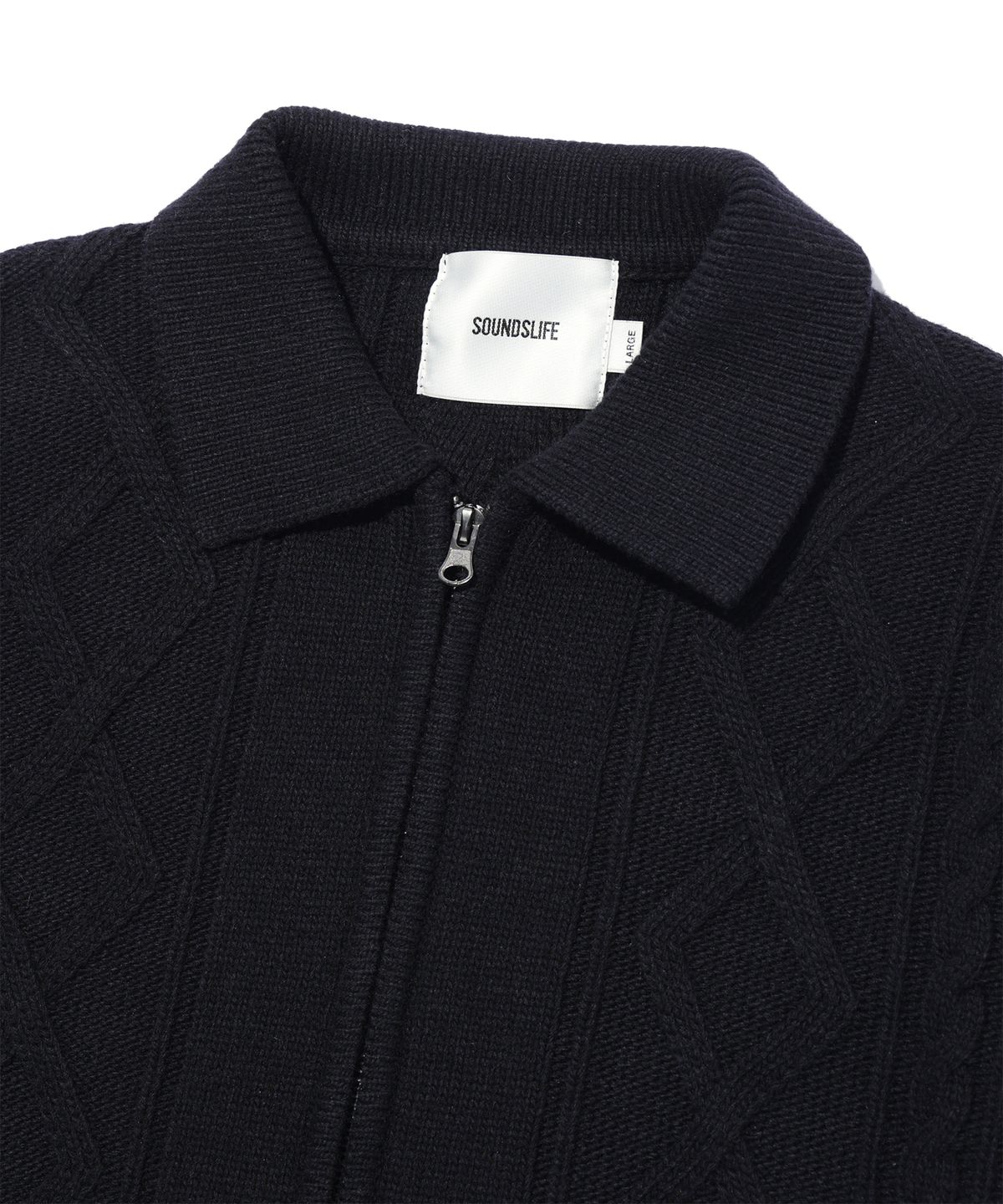 사운즈라이프(SOUNDSLIFE) ZIGZAG Cable Collar Knit Zip-Up Black