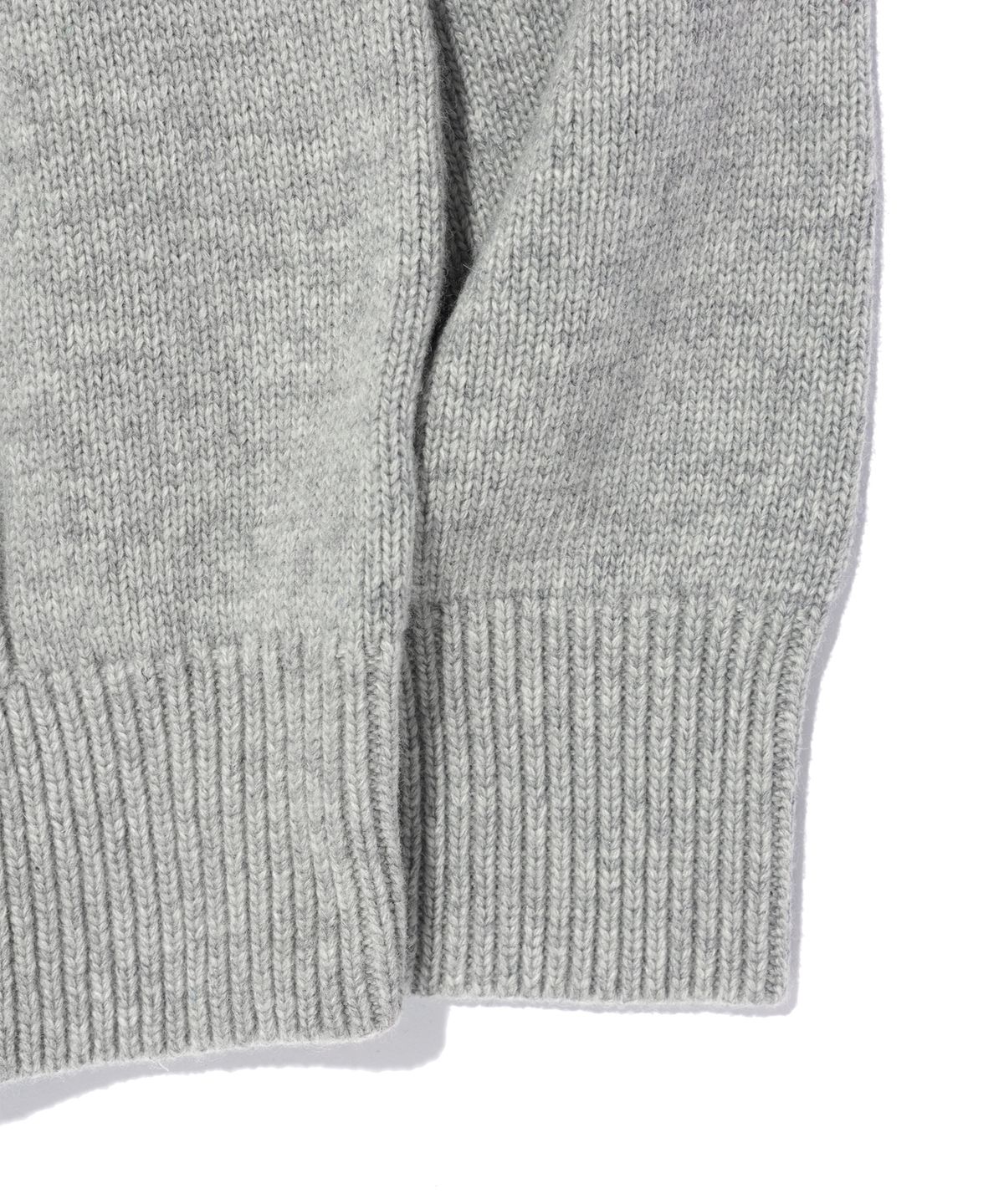 사운즈라이프(SOUNDSLIFE) ZIGZAG Cable Collar Knit Zip-Up Light Grey