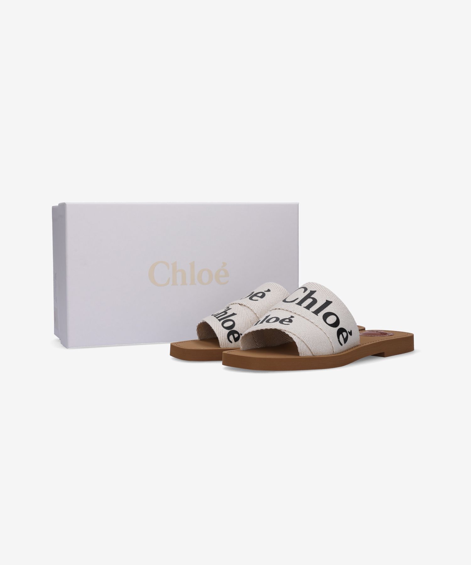 MUSINSA | CHLOE Women's Woody Flat Mule - White / CHC22U188Z3101