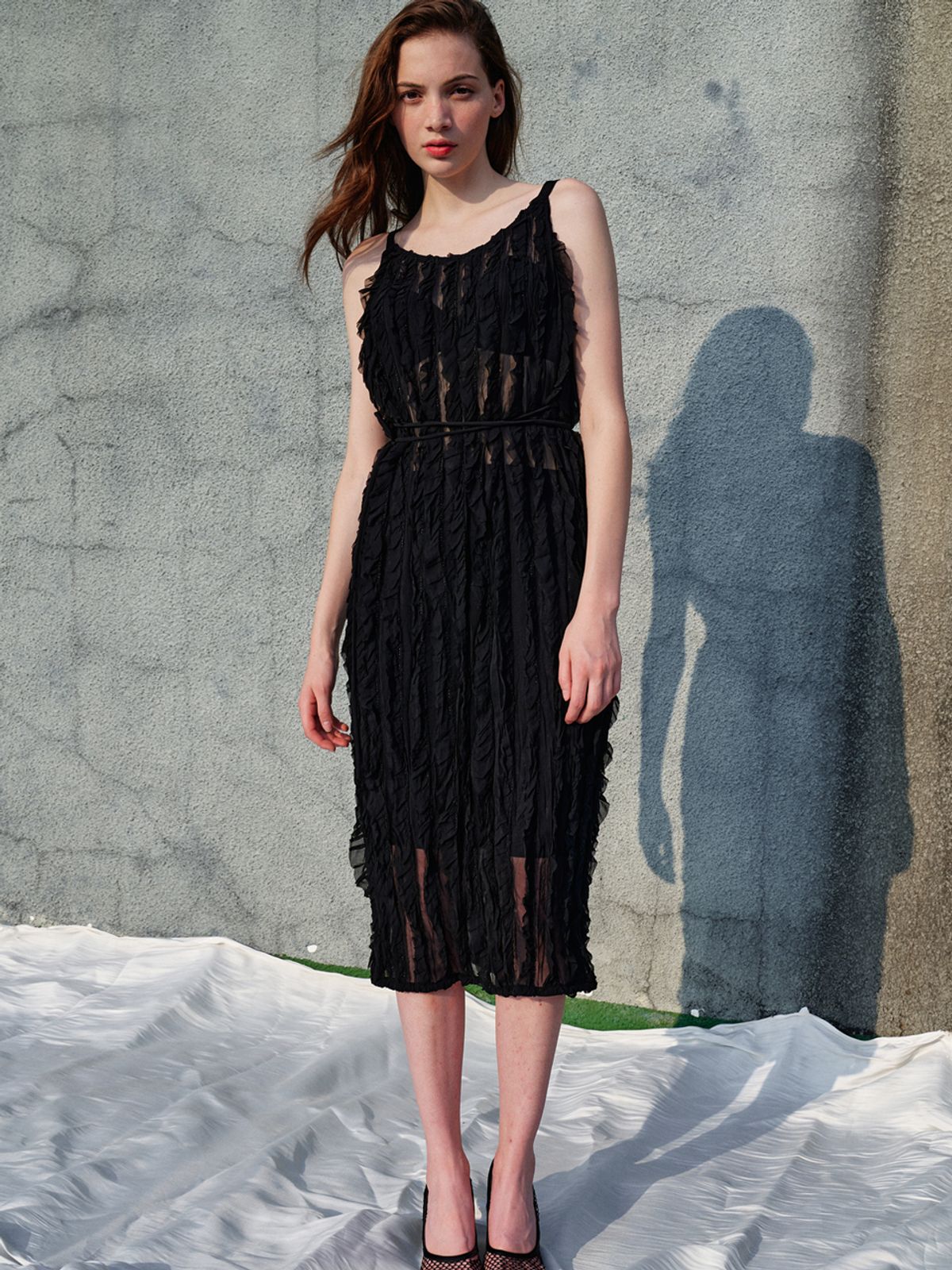 쏘리, 투 머치 러브(SORRY, TOO MUCH LOVE) Ariana Natural Pleats Chiffon Dress_Black