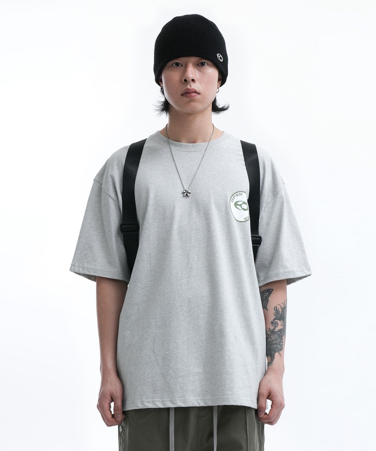 오픈야드(오와이)(OPENYARD(OY)) 4 STRING SYMBOL LOGO BACKPACK-BLACK