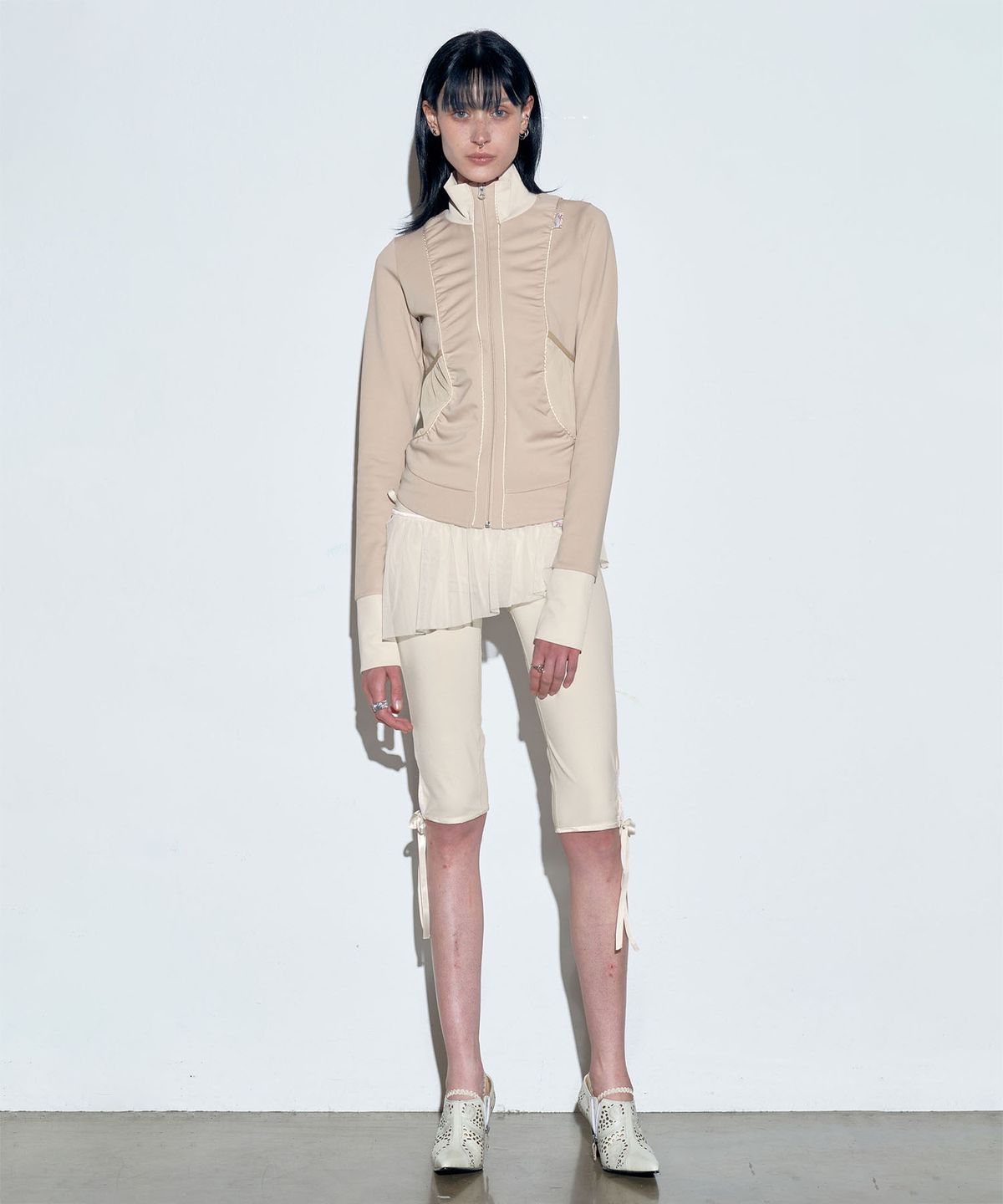 스컬프터(SCULPTOR) Shirring Zip-Up Jersey Ballerina Nude
