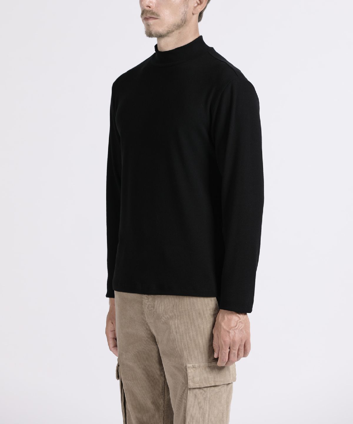 빠니깔레(PANICALE) 블랙 에센셜 츄잉 브러시 반목티