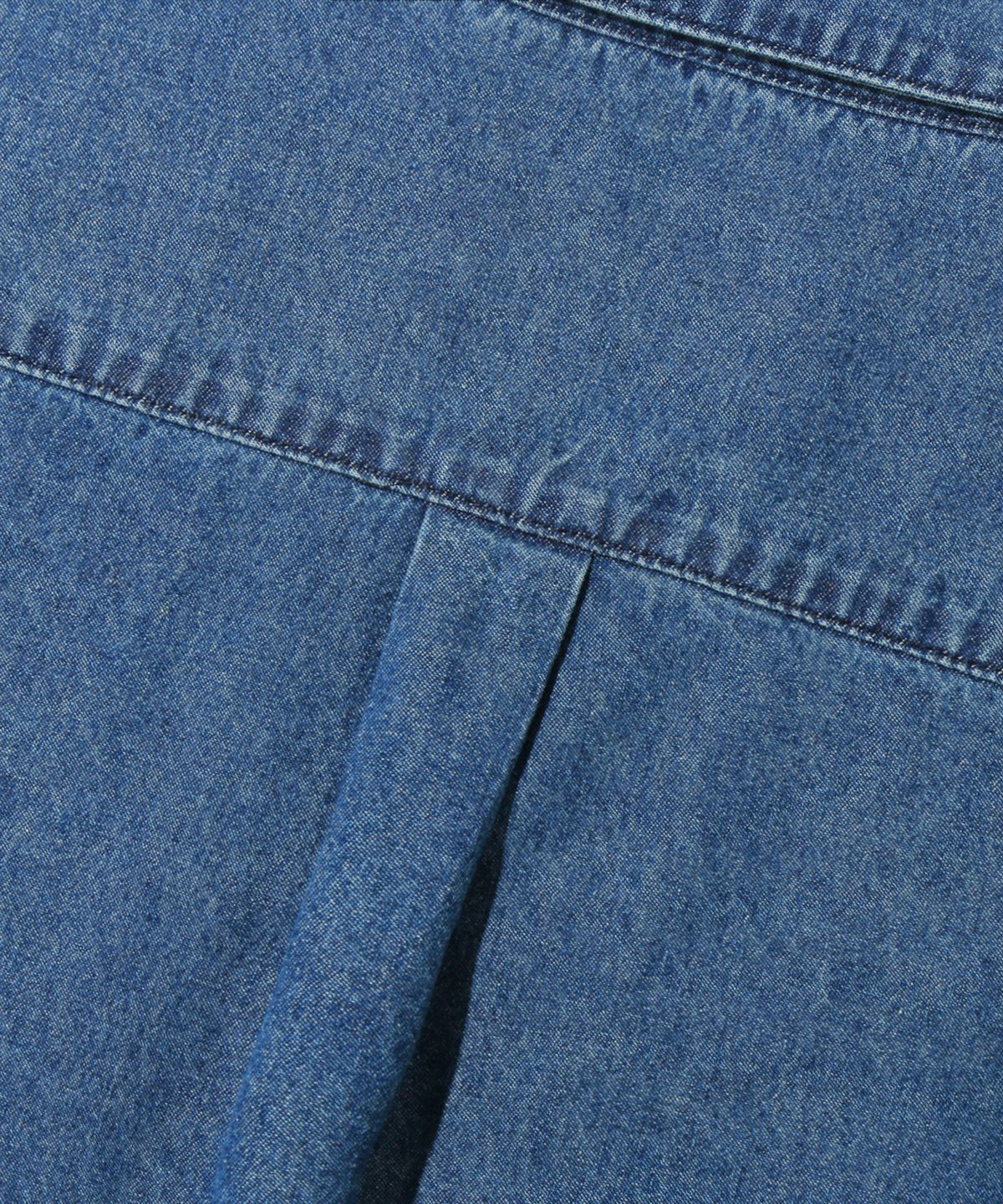 트릴리온(TRILLION) 스톤 워싱 오버핏 데님 긴팔 셔츠 (MIDDLE BLUE)