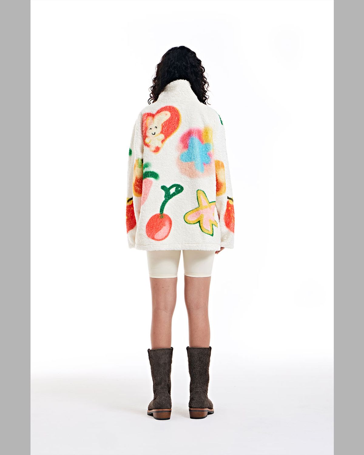 더뮤지엄비지터(THEMUSEUMVISITOR) CHARACTER DRAWING FLEECE JACKET (IVORY)