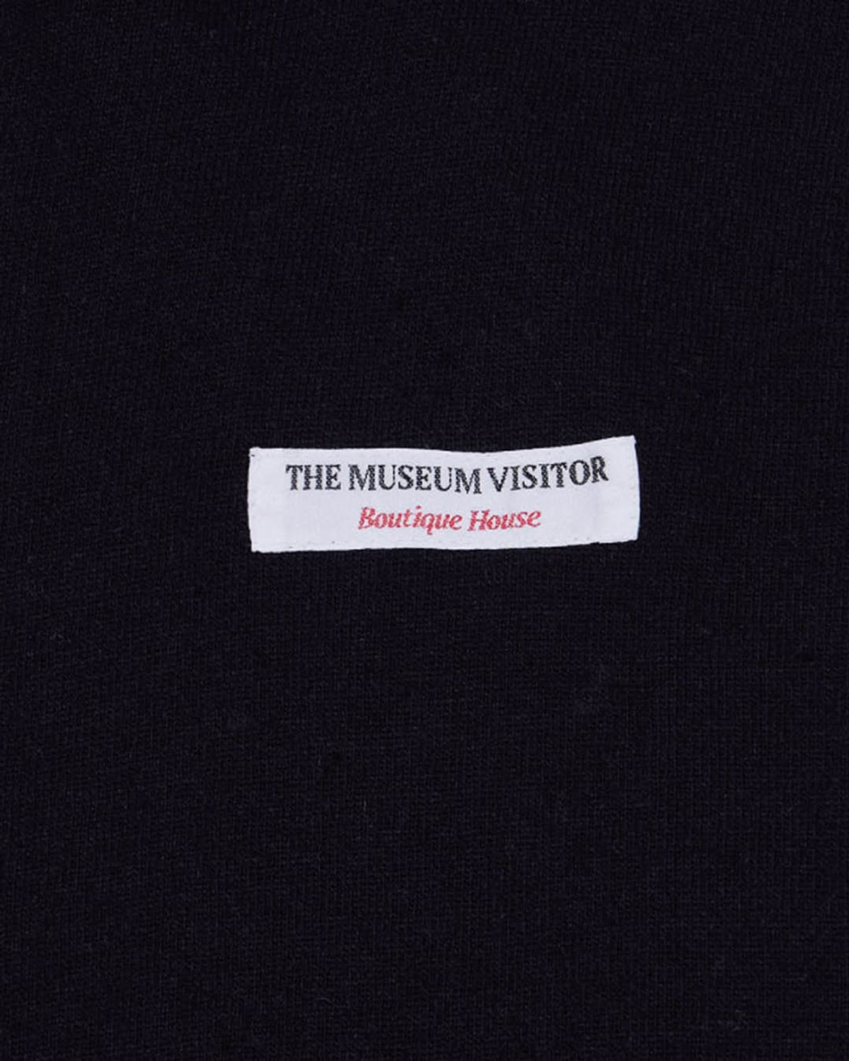 더뮤지엄비지터(THEMUSEUMVISITOR) FLOWER PICTURE PRINTED KNIT ZIP UP (BLACK)