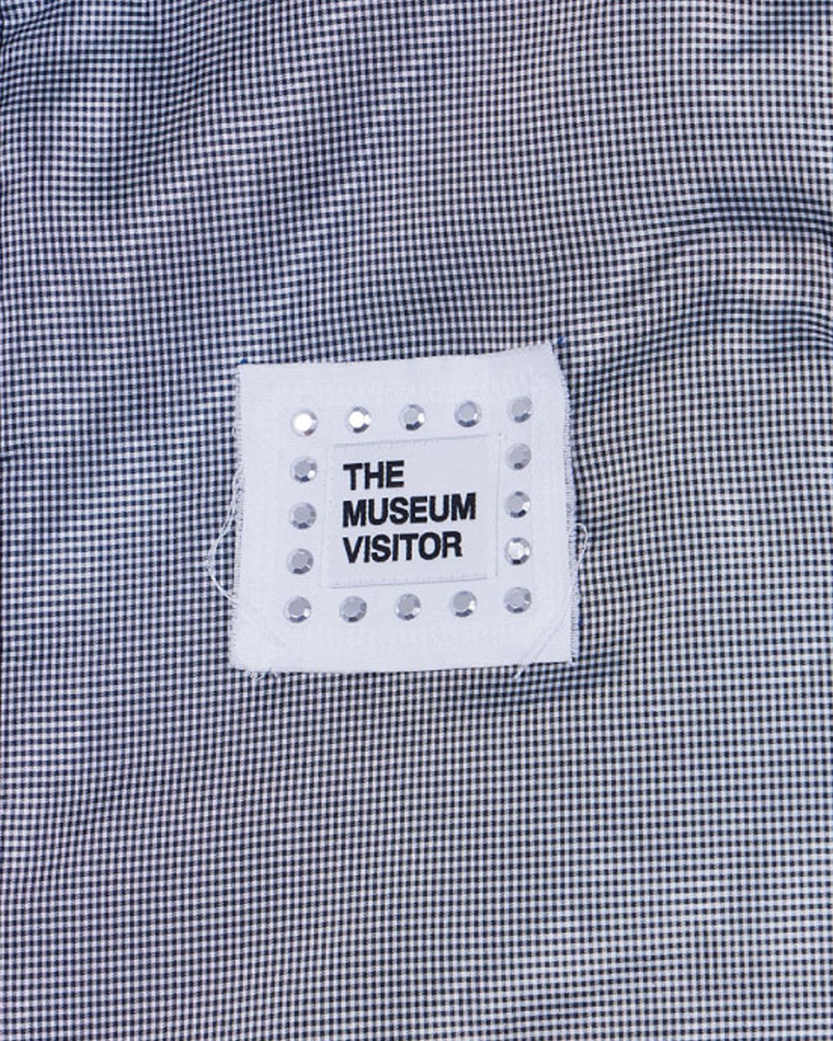 더뮤지엄비지터(THEMUSEUMVISITOR) CUBIC LOGO STITCHED PADDED SHIRTS (BLACK)