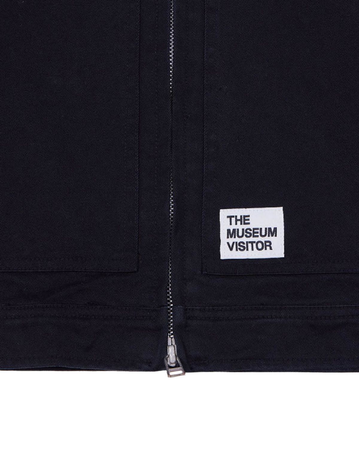 더뮤지엄비지터(THEMUSEUMVISITOR) STUD BACK LOGO CARPENTER JACKET (BLACK)