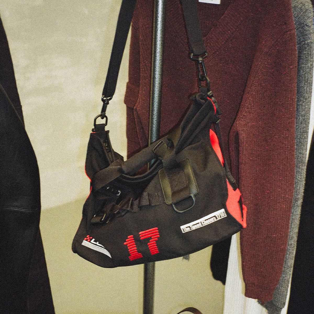 엘씨디씨티엠(LCDC™) BIKER GRAPHIC UTILITY BAG
