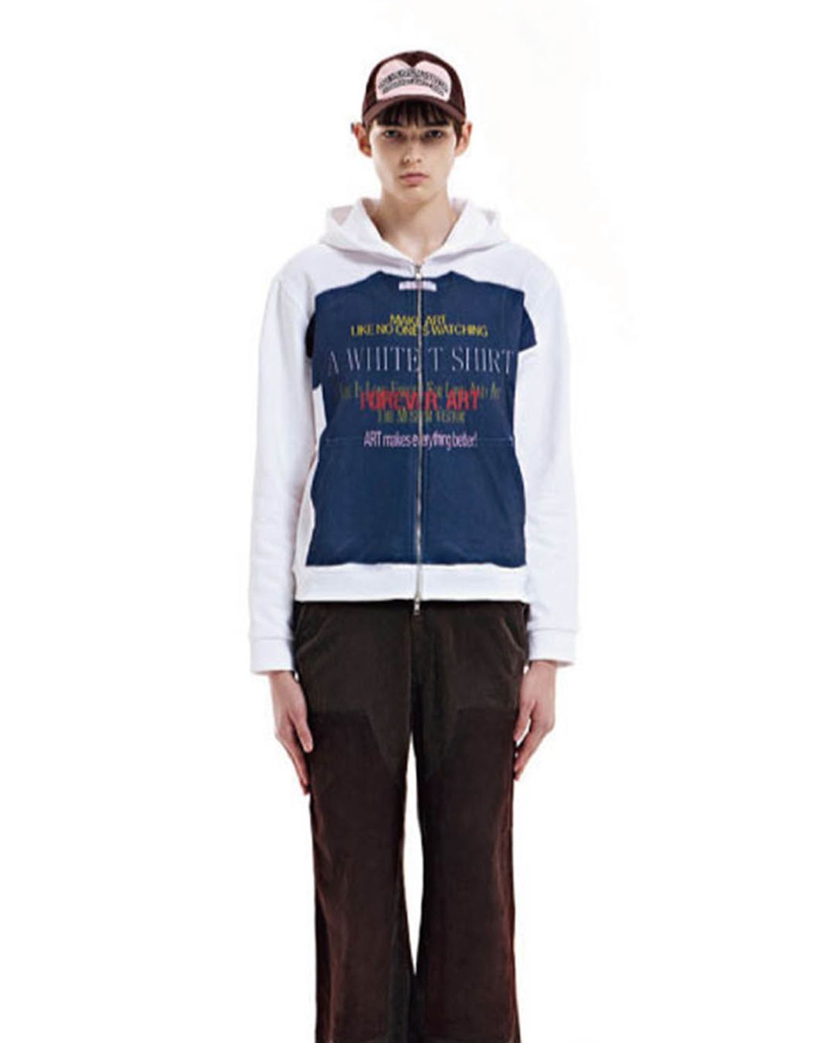 더뮤지엄비지터(THEMUSEUMVISITOR) LETTERING T-SHIRTS PRINTED ZIP UP HOODY (WHITE)