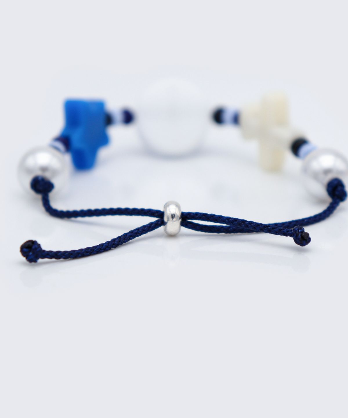 봉보(BONBEAU) Happy smile color motive knot Bracelet 스마일 컬러 아크릴 모티브 비즈 매듭 실팔찌