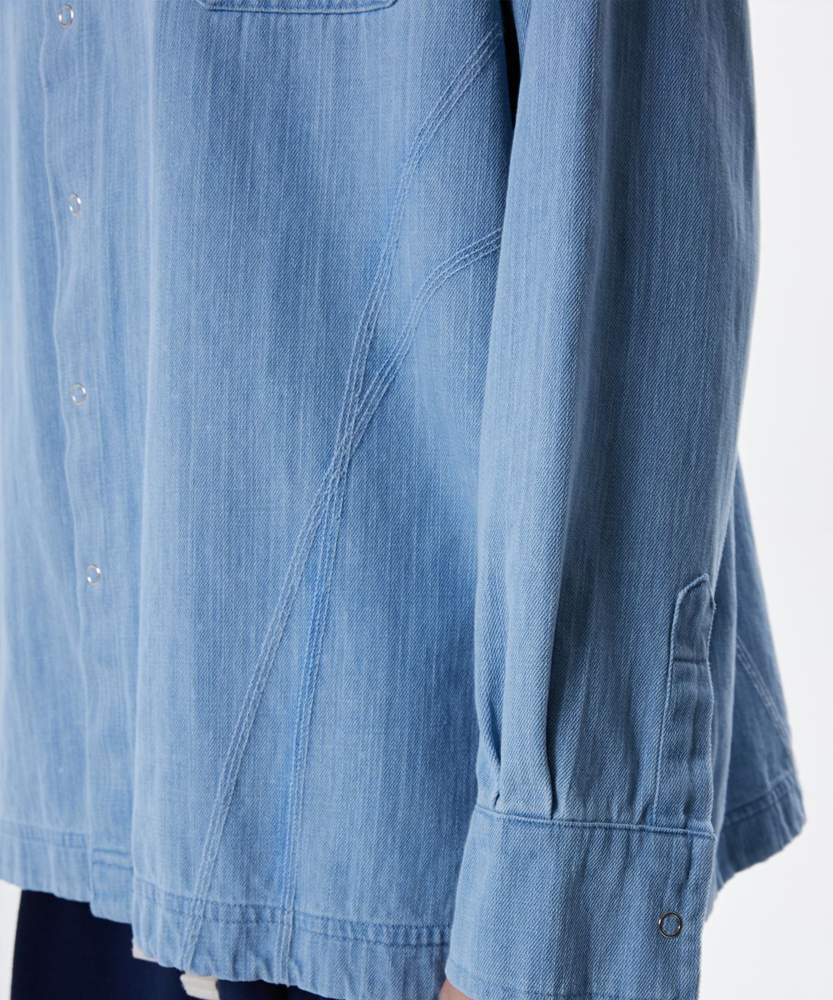 알에스에스씨(RSSC) CURVY STITCHED DENIM SHIRT - LIGHT DENIM
