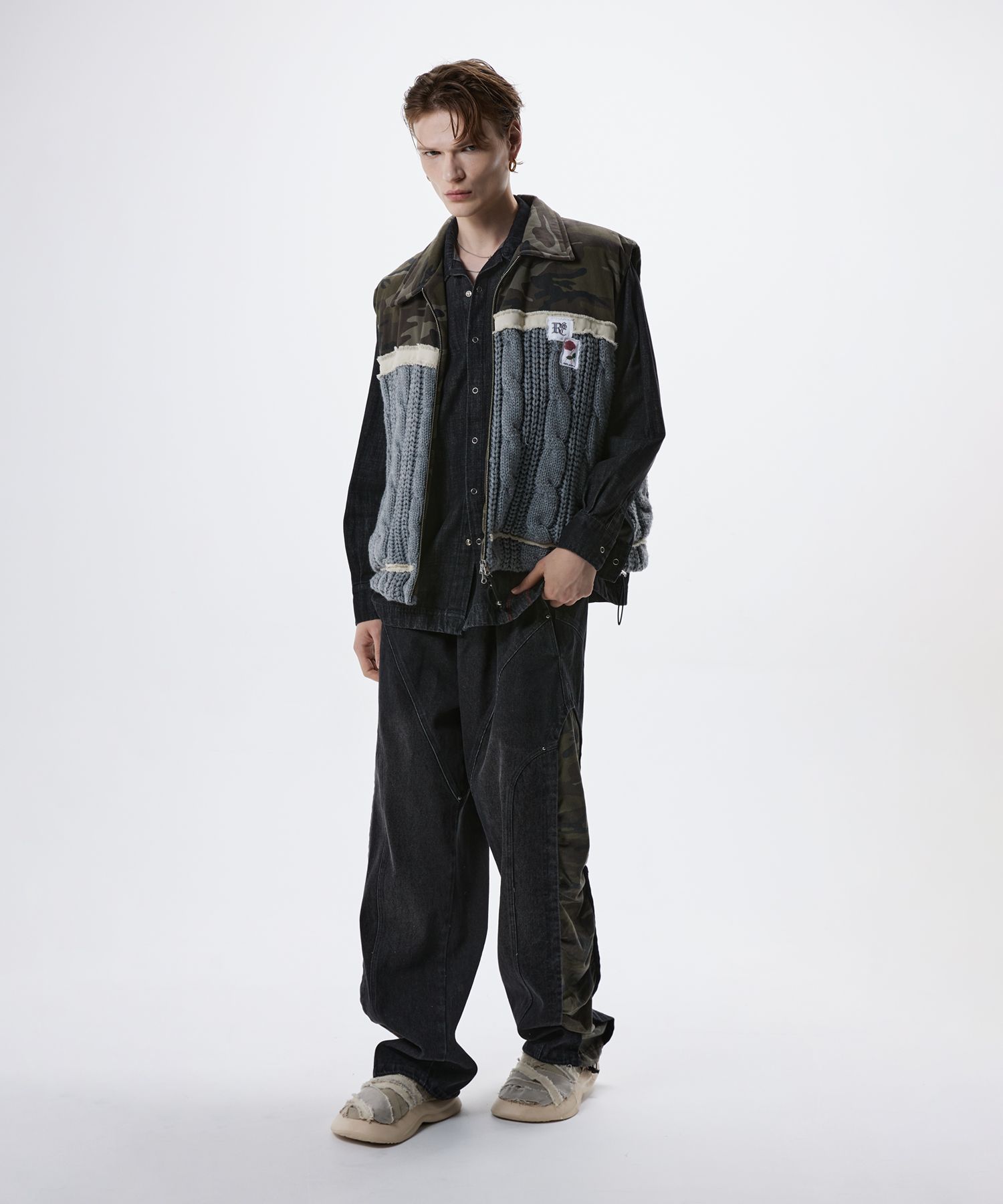 ☆TXT☆【RSSC】☆INCISION SIDE WRINKLE DENIM PANT.S☆ MUSINSA | RSSC INCISION SIDE WRINKLE DENIM PANTS - BLACK