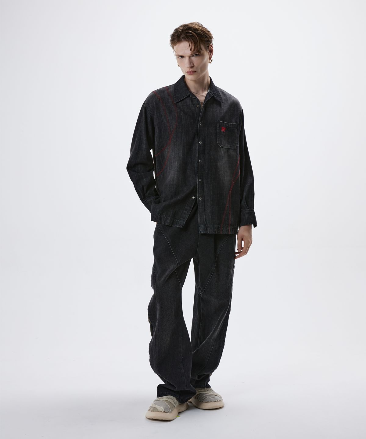 알에스에스씨(RSSC) INCISION SIDE WRINKLE DENIM PANTS - BLACK