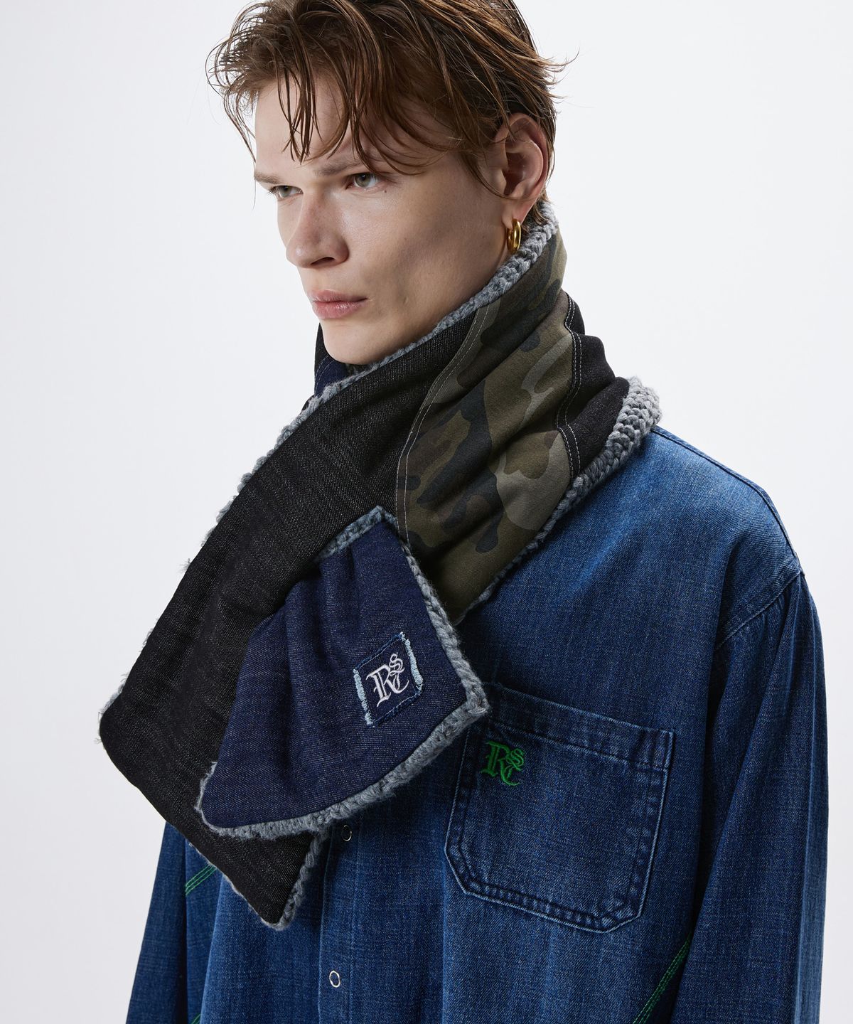 알에스에스씨(RSSC) DENIM & KNIT REVERSIBLE MUFFLER - GRAY/DENIM