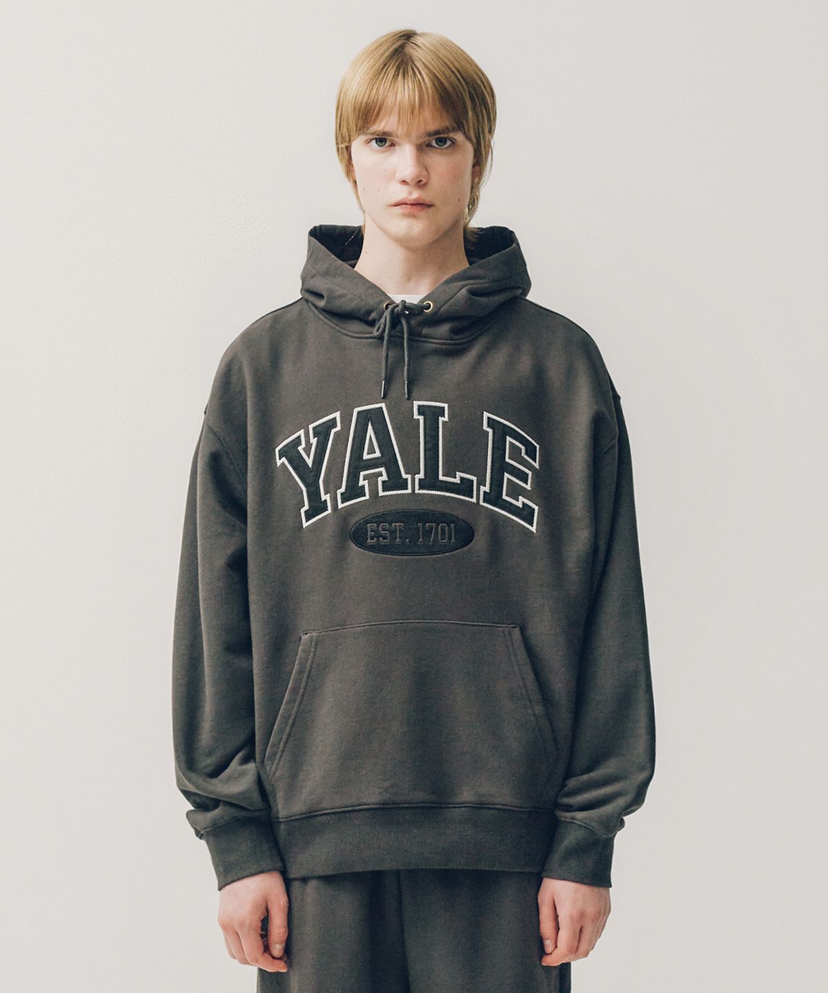 예일(YALE) 투톤아치 후드_아이보리
