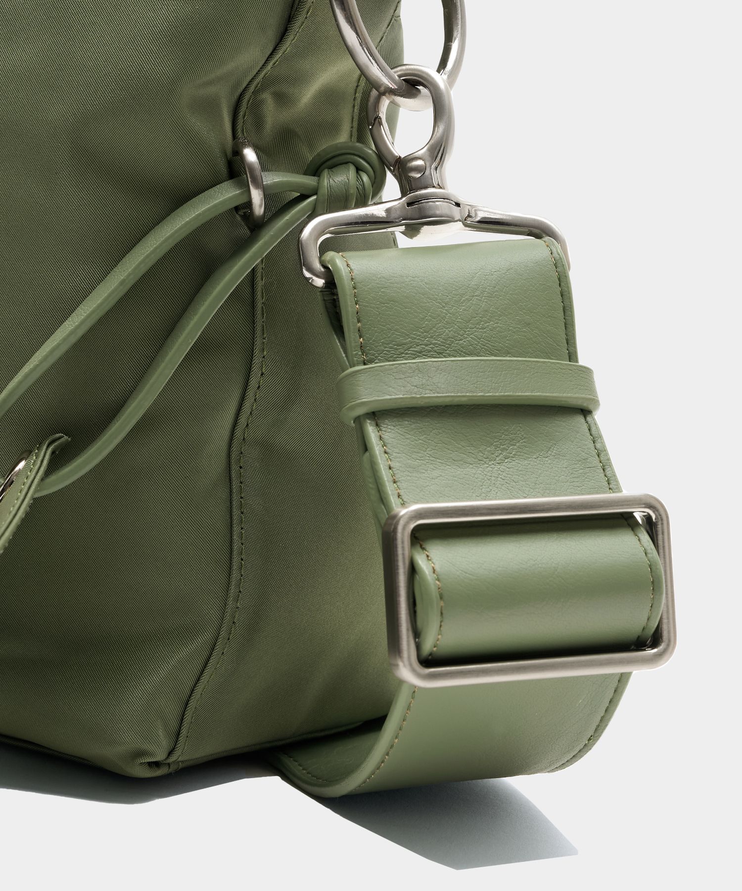 トートバッグ SATUR Setter All Day Nylon Tote Bag Olive Khaki MUSINSA公式 | SATUR Setter All Day Nylon Tote Bag Olive Khaki