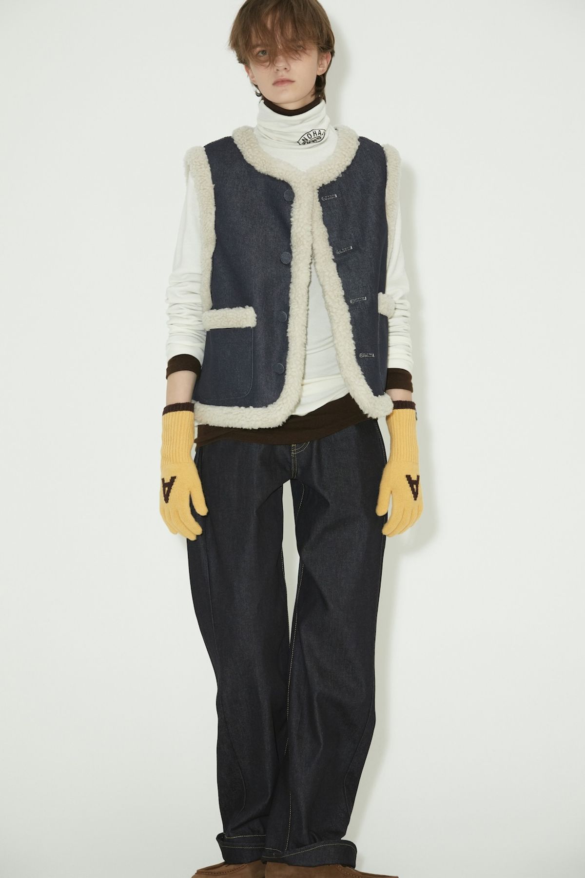 노앙(NOHANT) DENIM MOUTON VEST INDIGO