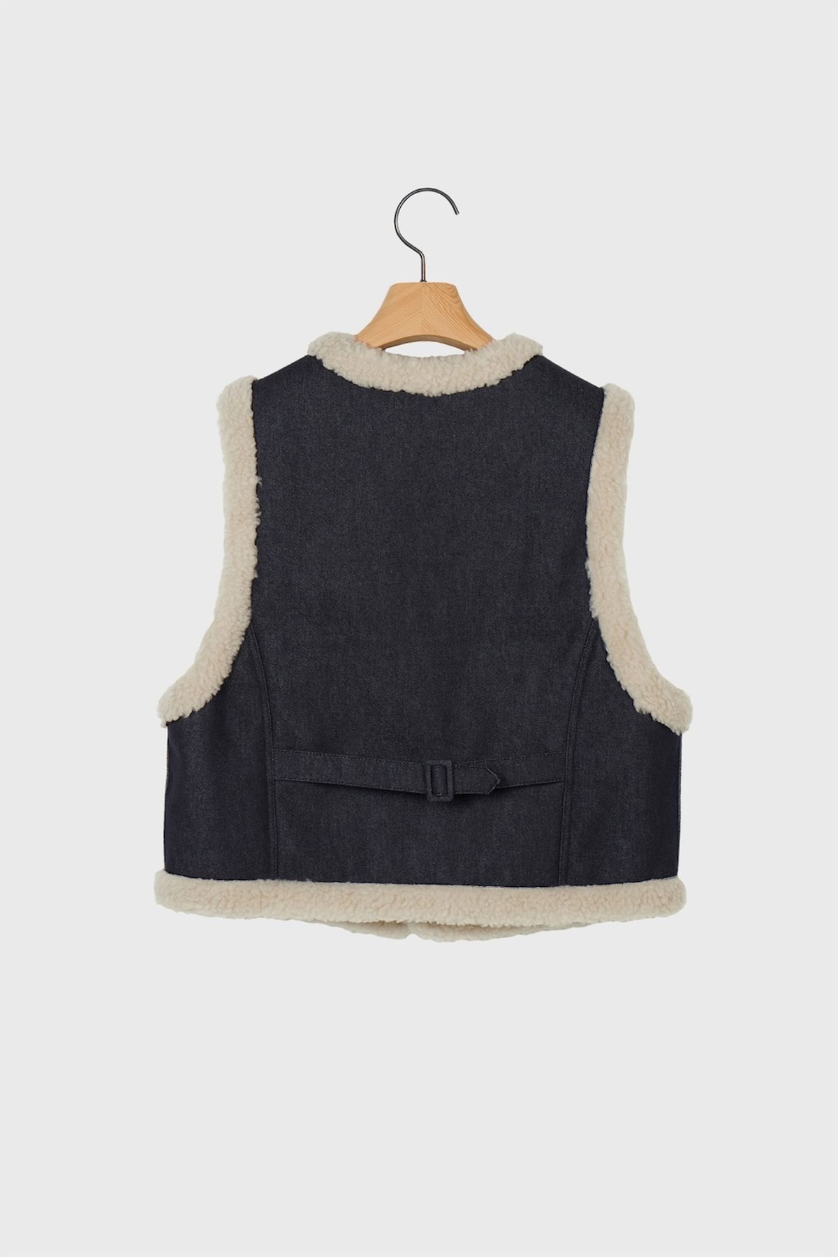 노앙(NOHANT) DENIM MOUTON VEST INDIGO