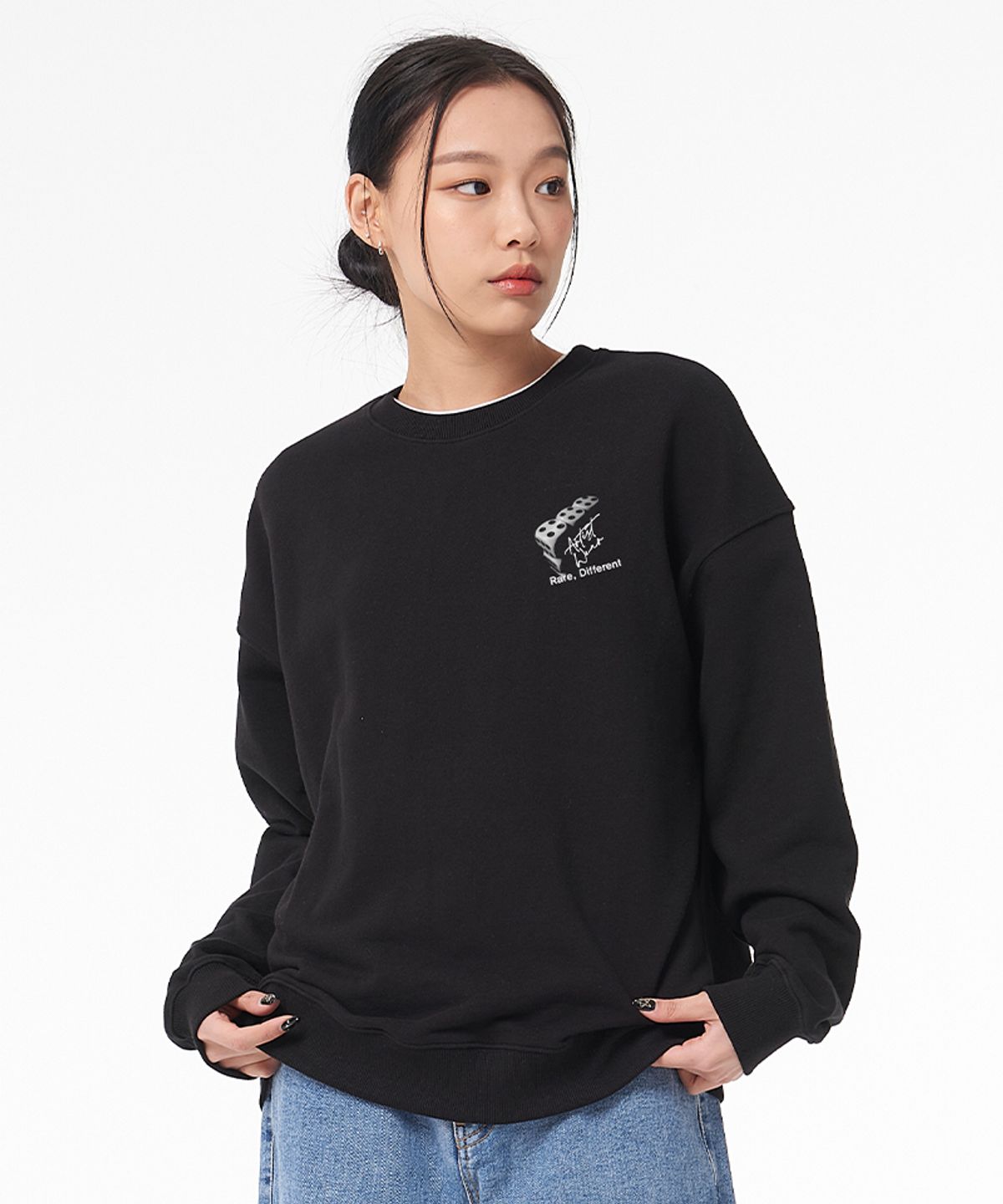 아티스트웨어(ARTISTWEAR) [ATW] 다이스 맨투맨