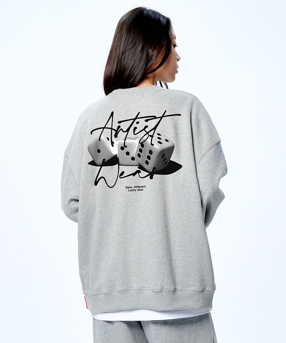 아티스트웨어(ARTISTWEAR) [ATW] 다이스 맨투맨