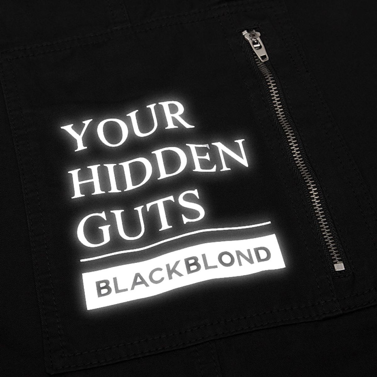 블랙블론드(BLACKBLOND) 비비디 히든 거츠 로고 와이드 카고 팬츠 (블랙)