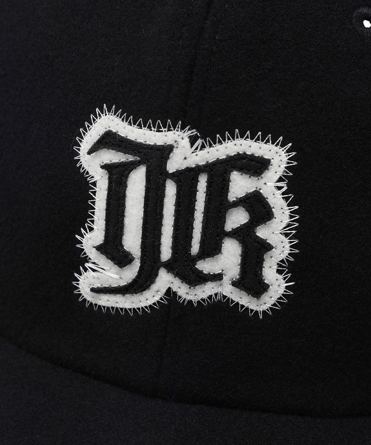이스트쿤스트(ISTKUNST) IK BLACKLETTER WOOL CAP_BLACK(IK2DFMAB26A)