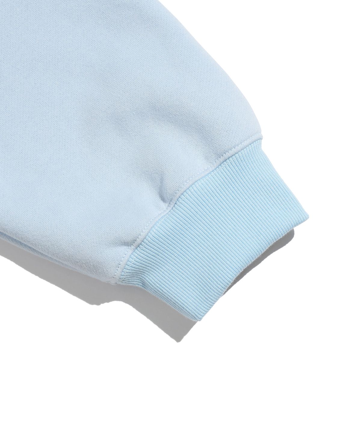 이스트쿤스트(ISTKUNST) ZIGZAG LINE HOMIE SWEATSHIRTS_SKY BLUE(IK2DFMM459A)