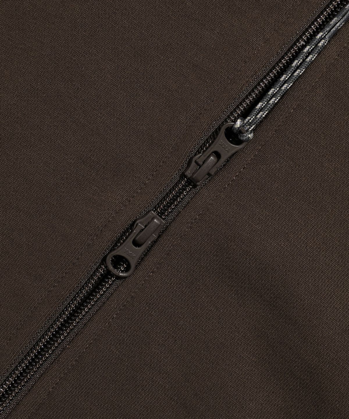 이스트쿤스트(ISTKUNST) JERSEY PIPING TRACK JACKET_BROWN(IK2DFMB907A)