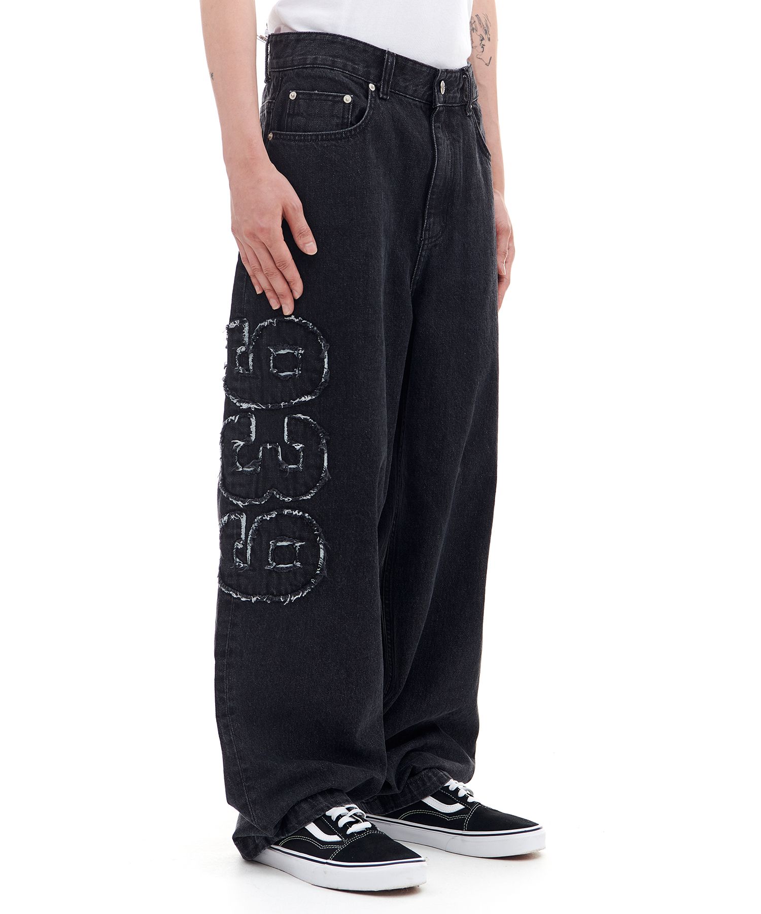 MUSINSA | ARCHIVE BOLD 939 APPLIQUE DENIM PANTS (BLACK)