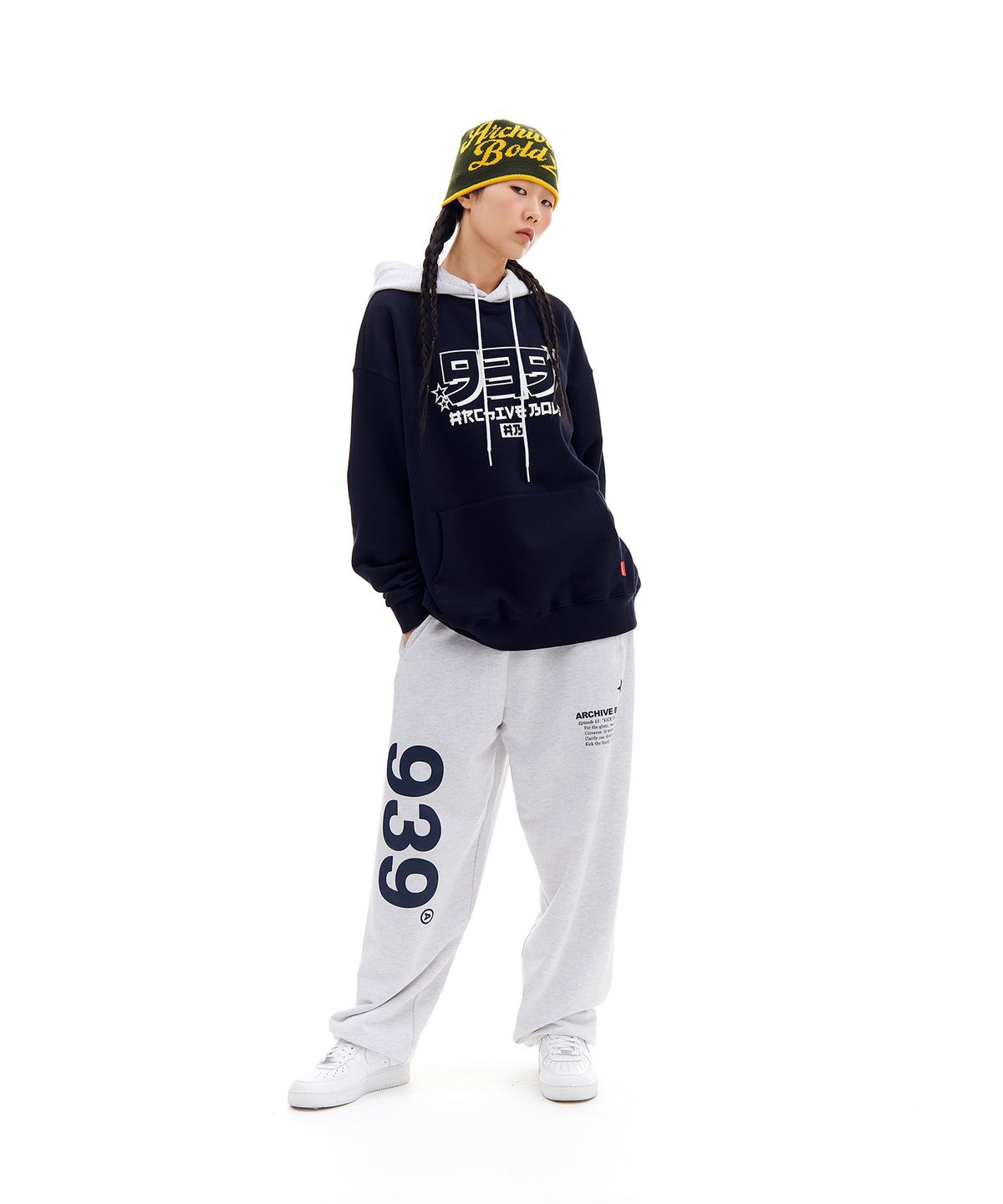 아카이브 볼드(ARCHIVE BOLD) 939 LOGO SWEAT PANTS (LIGHT GRAY)